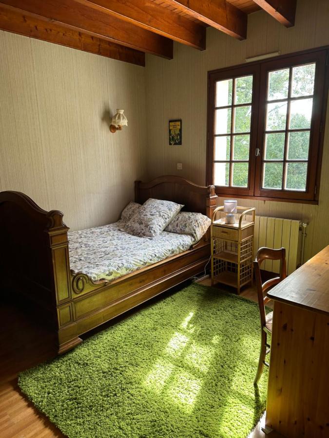 Cosy Dans La Verdure * Champniers (Charente)